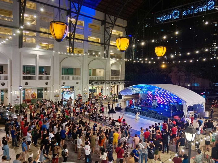 SQ Straits Court